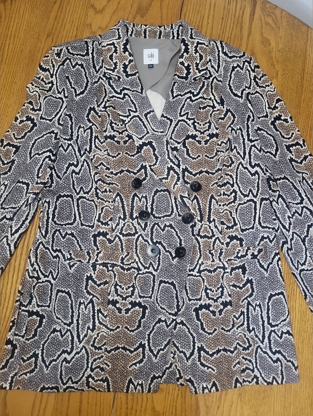 ✨️CAbi #3733 Phython Double Breasted Blazer sz 14
